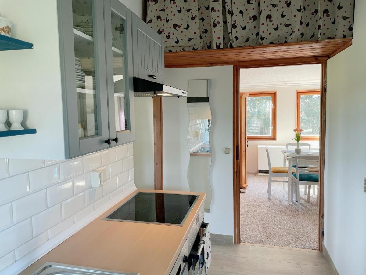 Landhaus Mit Pool, Bungalow In Der Natur Hohenbollentin Exterior foto